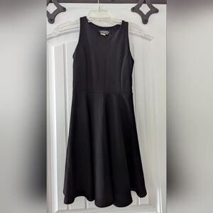 Elegant Black Sleeveless Dress